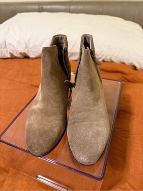 Women's Suede Ankle Boots in Taupe